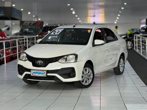 TOYOTA ETIOS 1.5 X PLUS 16V FLEX 4P MANUAL TOYOTA ETIOS 1.5 X PLUS 16V FLEX 4P MANUAL